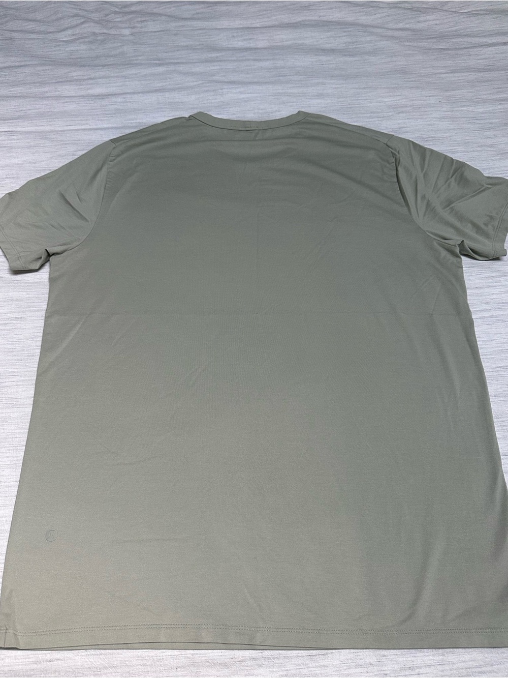 Lululemon Short Sleeve Cotton Shirt - Picture 4 of 8